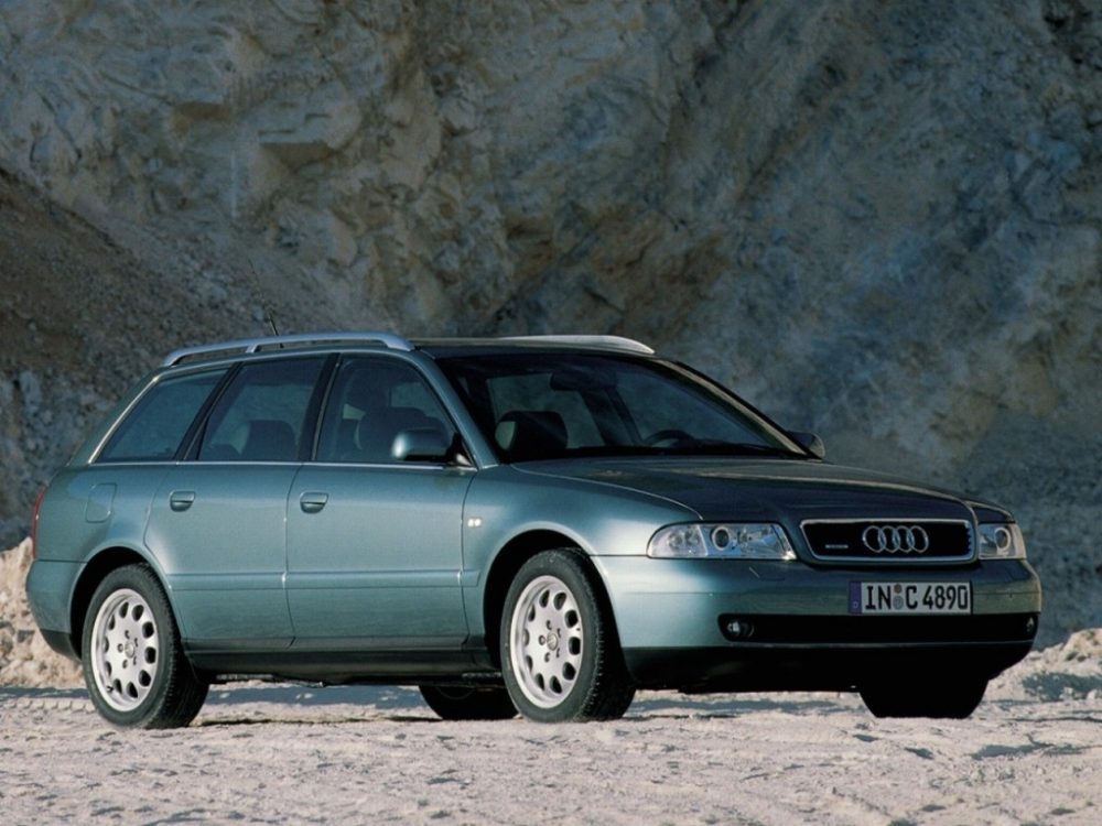 Audi A4 B5 1998 75KM Czarny - Opinie i ceny na