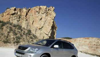 Lexus-RX-400h