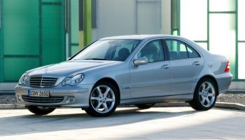 mercedes-benz_c320_cdi_10_2