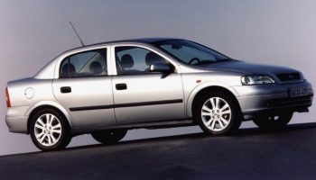 Opel Astra Sedan | autofakty.pl