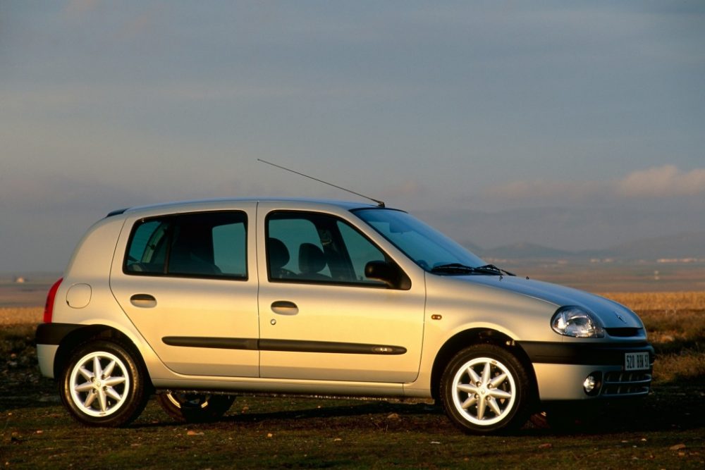 Renault Clio 1998 - 2001 5 drzwi 4