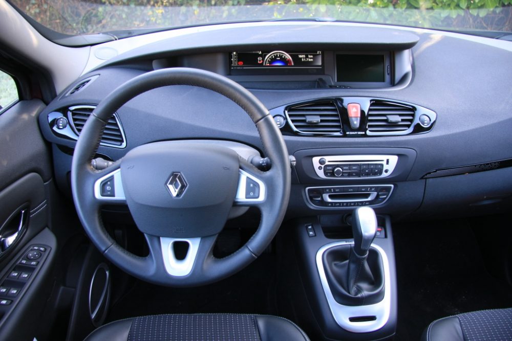 Renault Scenic III wnętrze (20122013) Autofakty.pl